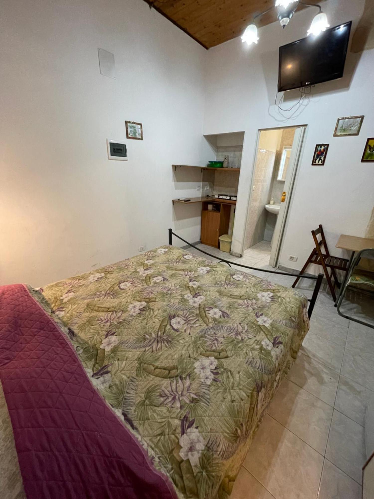 Casa Del Vico Apartment คาตาเนีย ภายนอก รูปภาพ